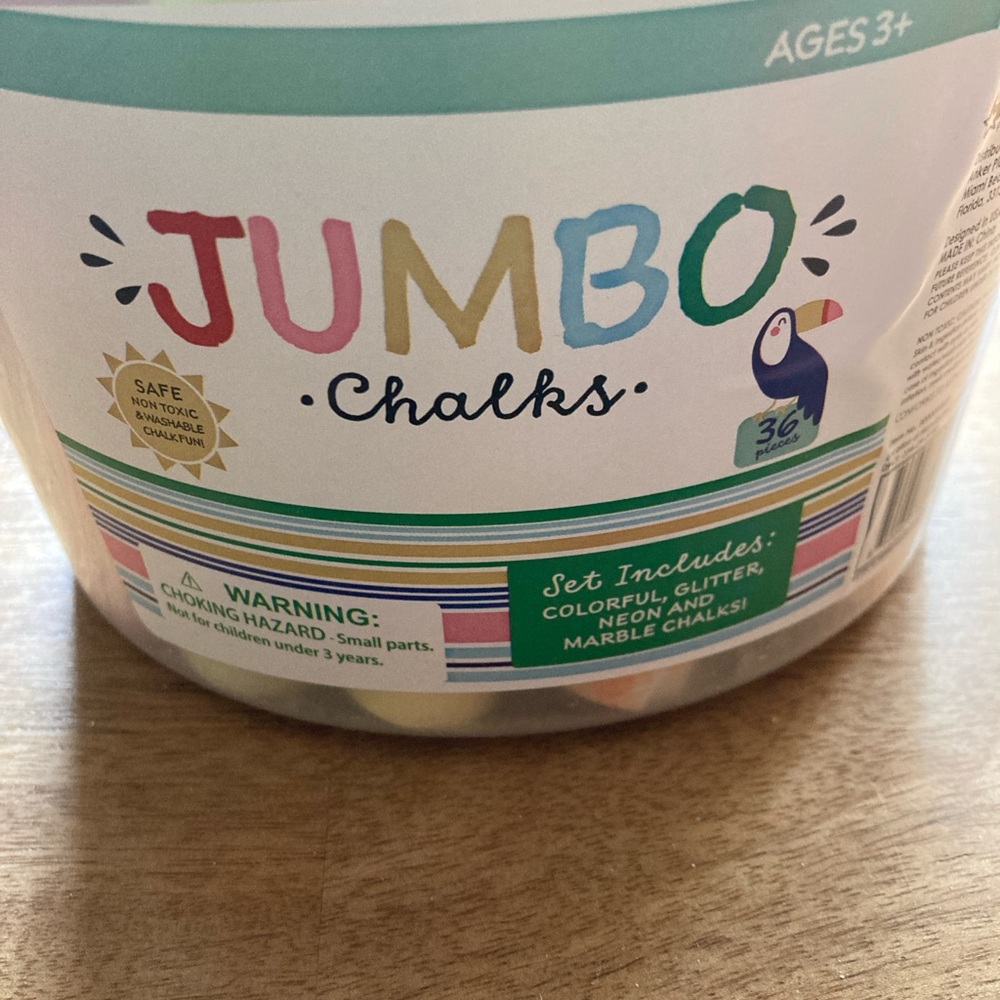 Jumbo Colorful sidewalk Chalk Set - Picture 3 of 5